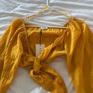 Brand new Vici crop top with long sleeve
